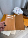 Обложка на паспорт  Louis Vuitton Артикул LUX-137811. Вид 4