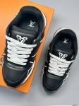 Кроссовки  Louis Vuitton Артикул LUX-137977. Вид 4