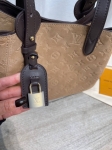 Сумка женская Louis Vuitton Артикул LUX-138113. Вид 2