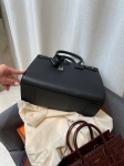 Сумка женская Sac de Jour 32 см Yves Saint Laurent Артикул LUX-138208. Вид 4