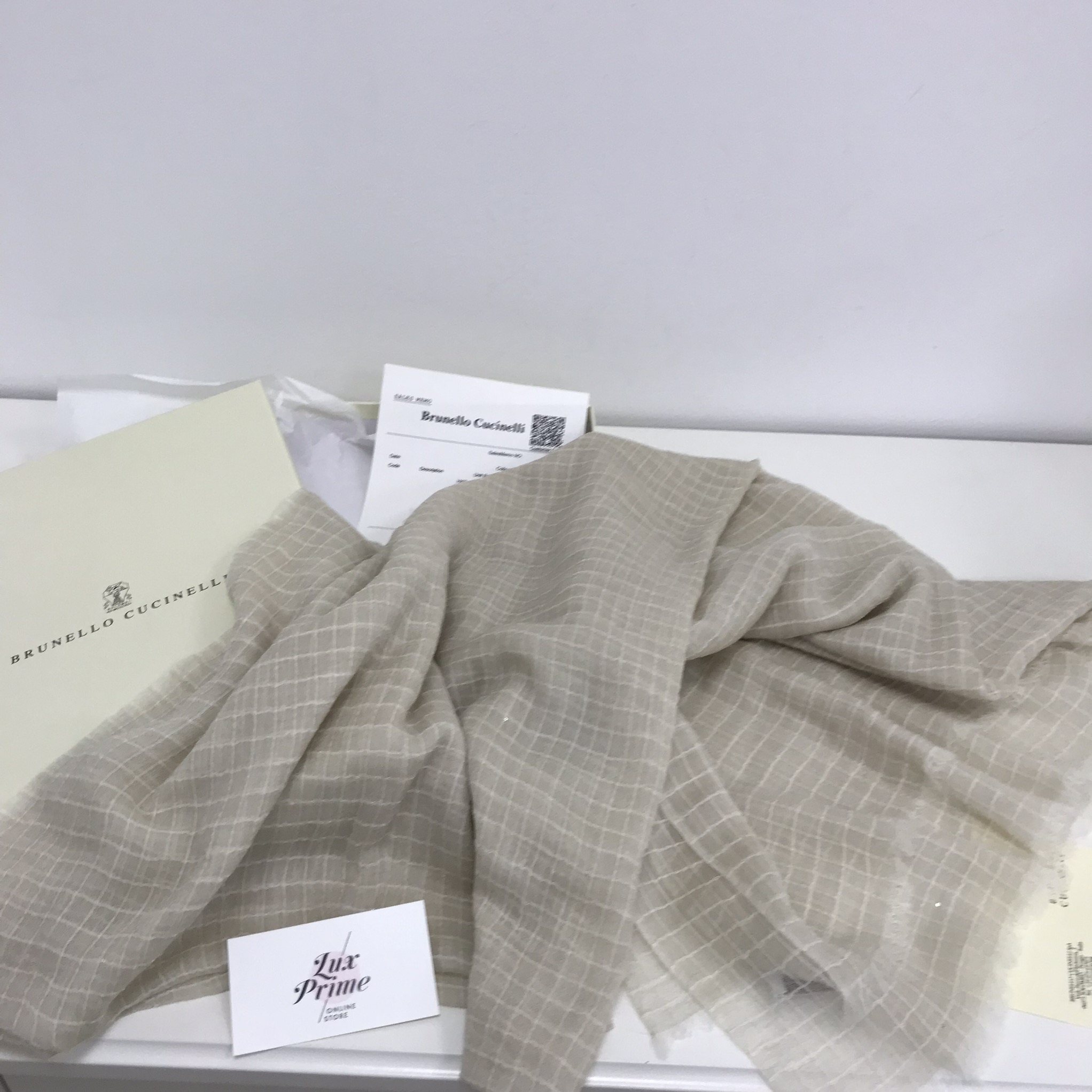 Платок Brunello Cucinelli LUX-18337 фото Платок Brunello Cucinelli Артикул LUX-18337