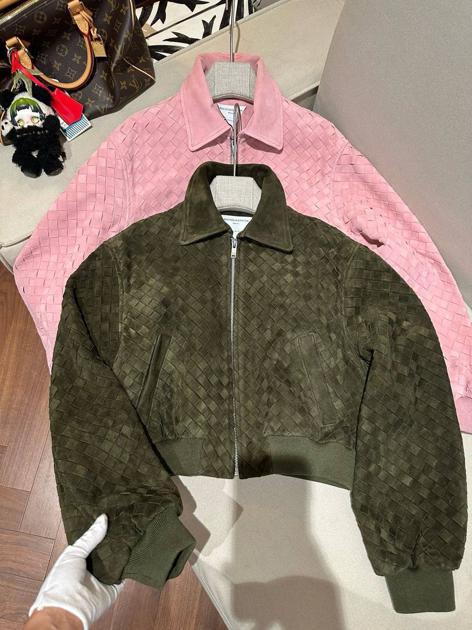 Замшевая куртка Bottega Veneta LUX-132927 фото Замшевая куртка Bottega Veneta Артикул LUX-132927