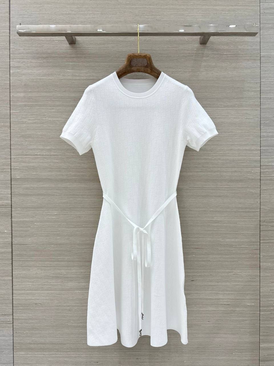 Платье Christian Dior LUX-132983 фото Платье Christian Dior Артикул LUX-132983
