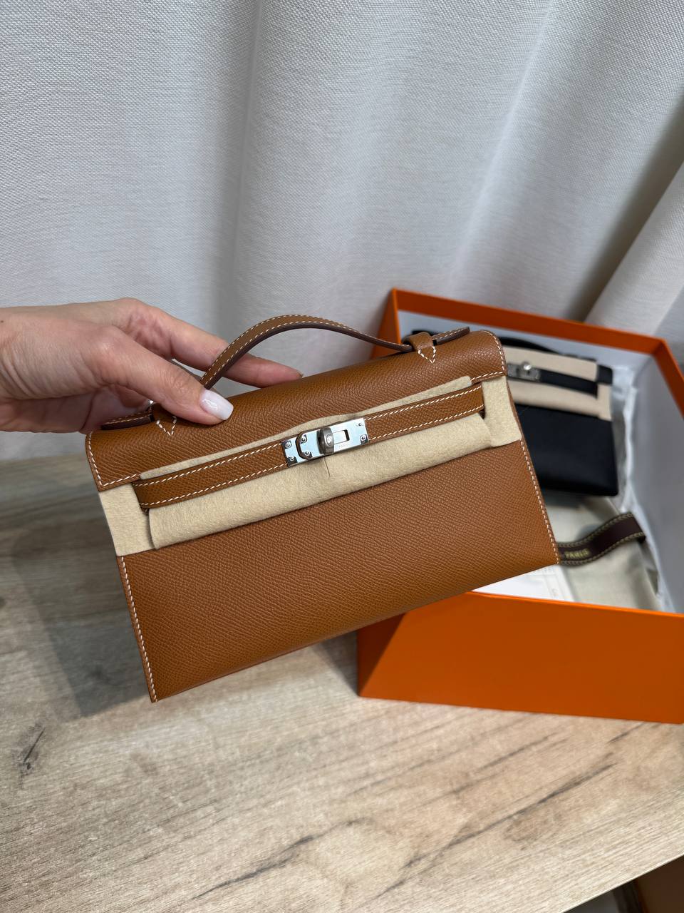Сумка женская Kelly Pochette Hermes LUX-134187 фото Сумка женская Kelly Pochette Hermes Артикул LUX-134187