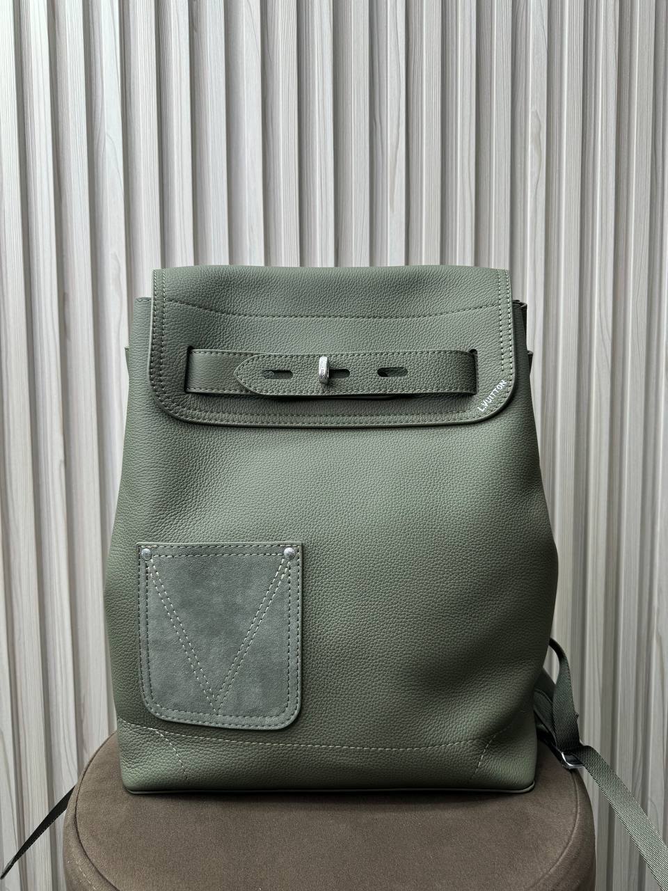 Рюкзак Louis Vuitton LUX-135393 фото Рюкзак Louis Vuitton Артикул LUX-135393