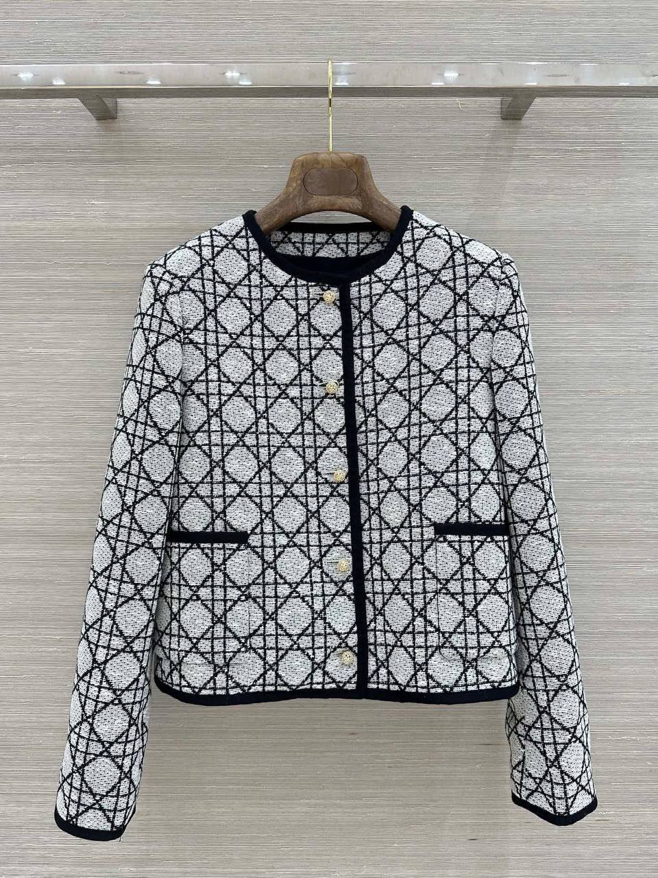 Жакет Christian Dior LUX-136472 фото Жакет Christian Dior Артикул LUX-136472
