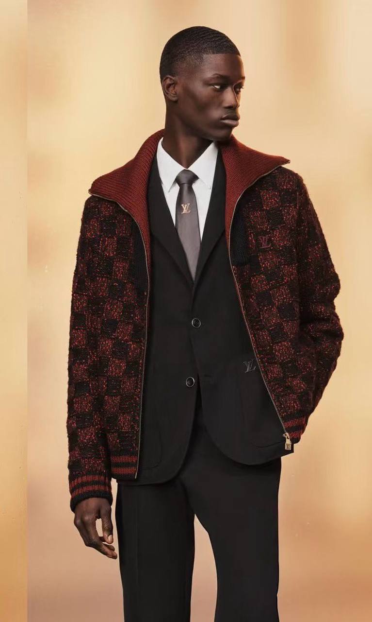 Кофта Louis Vuitton LUX-137557 фото Кофта Louis Vuitton Артикул LUX-137557