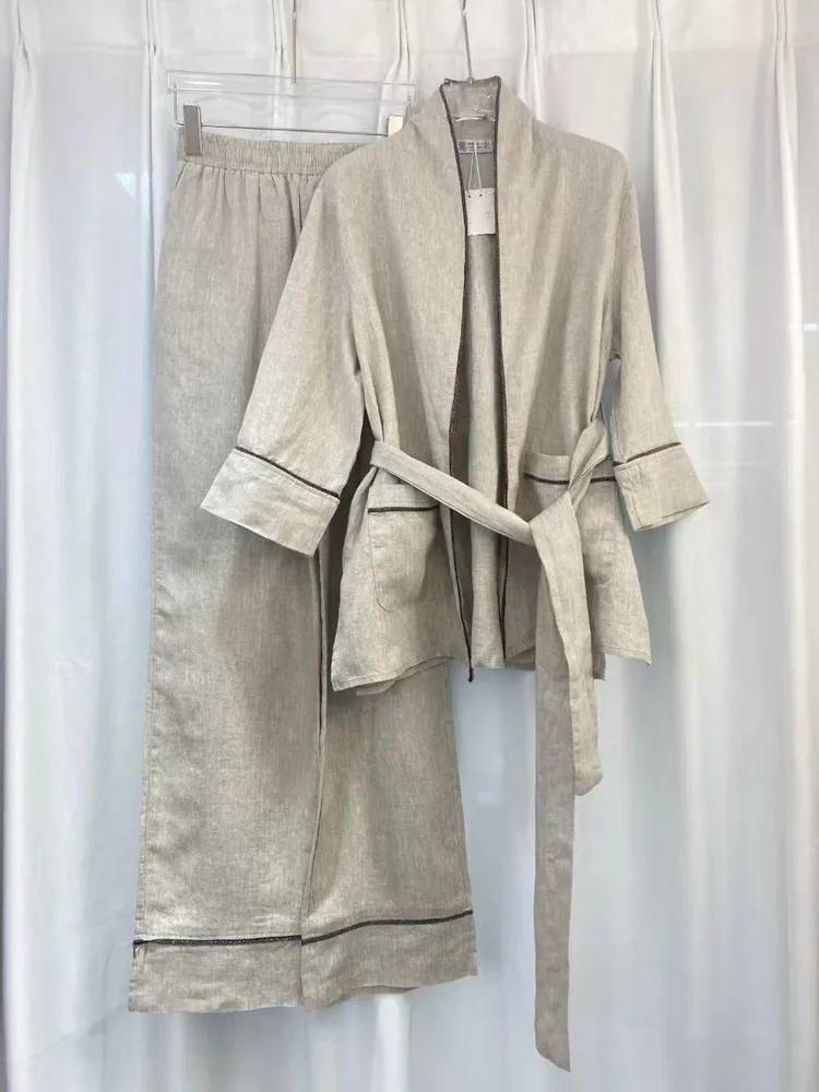 Костюм женский Brunello Cucinelli LUX-132745 фото Костюм женский Brunello Cucinelli Артикул LUX-132745