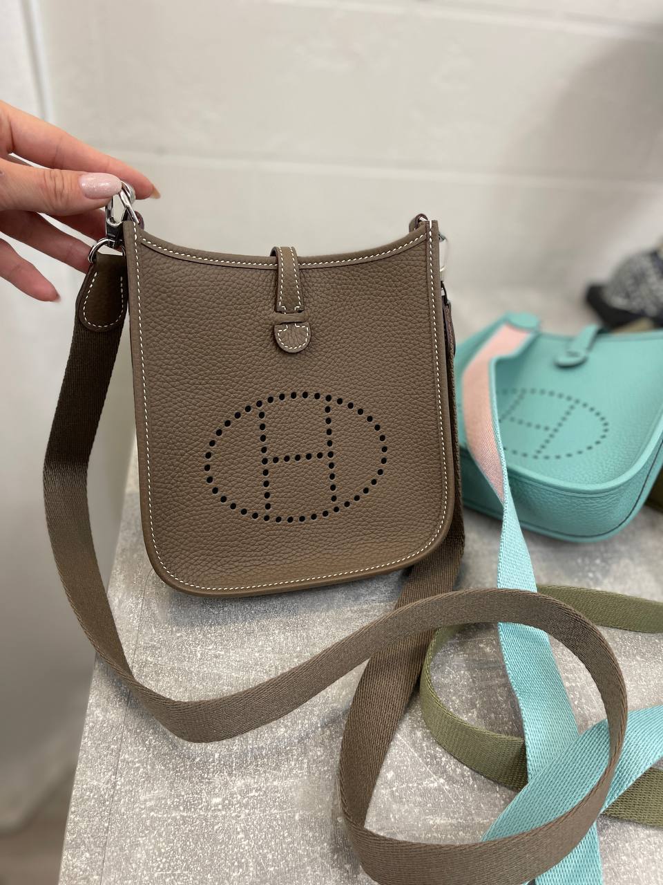 Сумка женская Evelyne mini Hermes LUX-133744 фото Сумка женская Evelyne mini Hermes Артикул LUX-133744