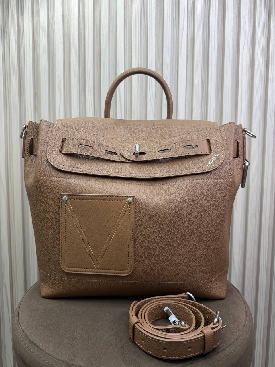 Сумка мужская Louis Vuitton LUX-135387 фото Сумка мужская Louis Vuitton Артикул LUX-135387
