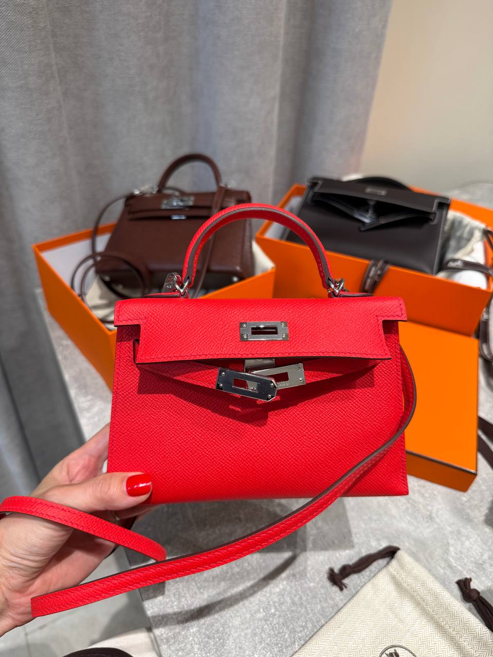 Сумка женская kelly mini Hermes LUX-135709 фото Сумка женская kelly mini Hermes Артикул LUX-135709