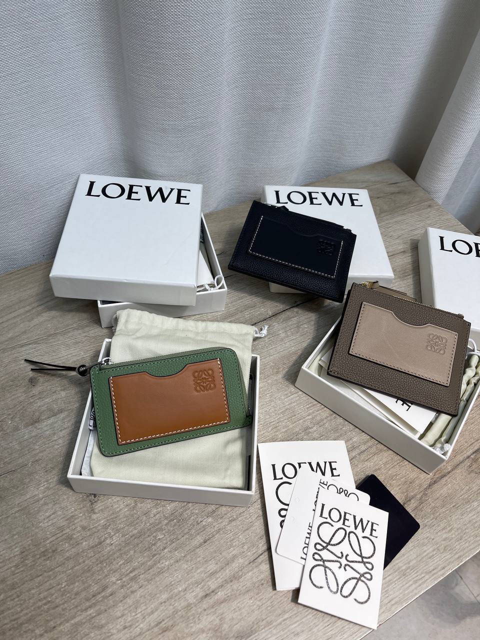 Визитница Loewe LUX-135892 фото Визитница Loewe Артикул LUX-135892