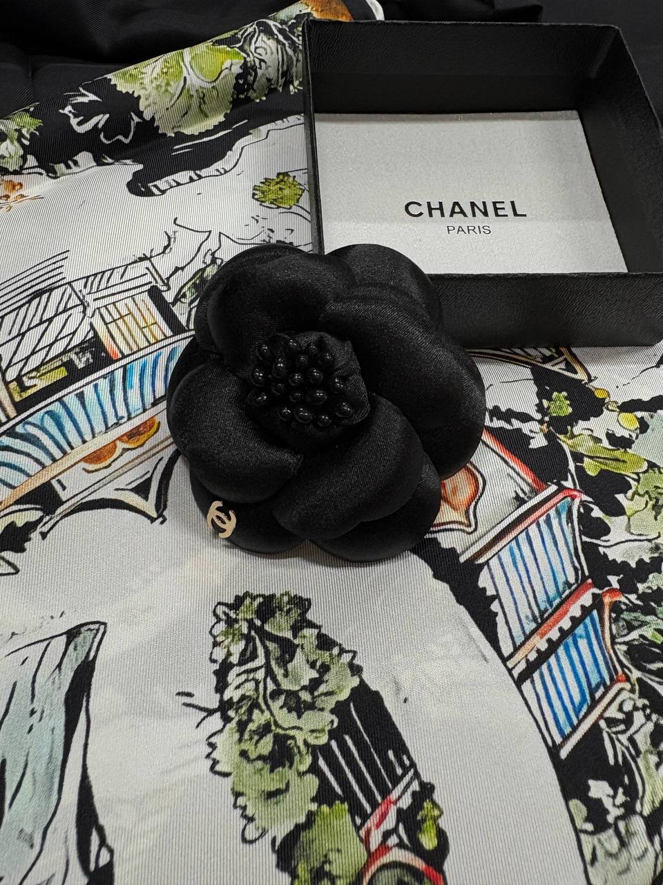 Брошь Chanel LUX-135443 фото Брошь Chanel Артикул LUX-135443