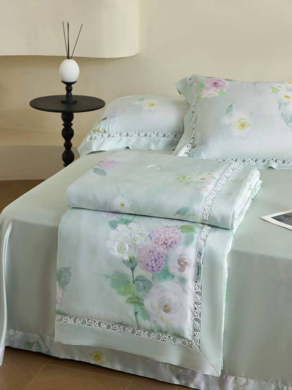 Комплект постельного белья Blumarine LUX-133818 фото Комплект постельного белья Blumarine Артикул LUX-133818