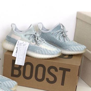 Кроссовки женские Yeezy Boost Adidas LUX-17806
