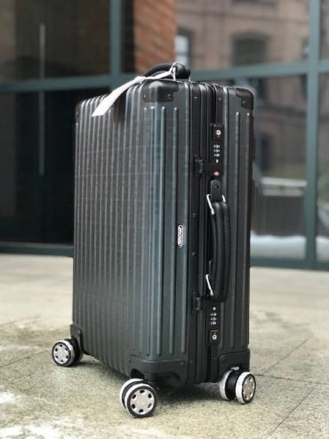 Чемодан  LUX-54988