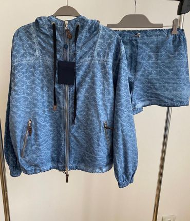 Костюм женский Louis Vuitton LUX-31408