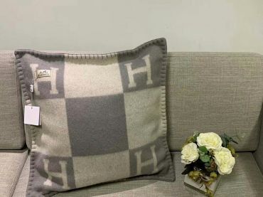 Наволочка для декоративной подушки  Hermes LUX-31623