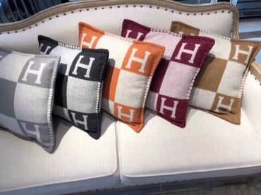 Наволочка для декоративной подушки  Hermes LUX-31624