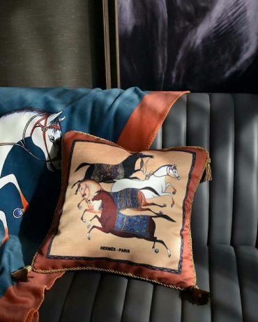  Наволочка для декоративной подушки  LUX-31604