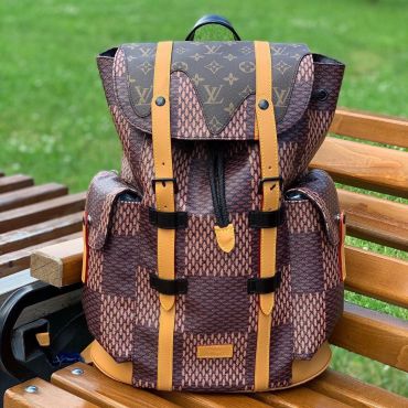 Рюкзак мужской Louis Vuitton LUX-32297