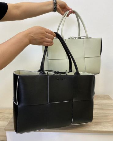 Сумка женская ARCO TOTE Bottega Veneta LUX-33997