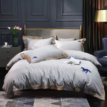 Комплект постельного белья  Hermes LUX-35618