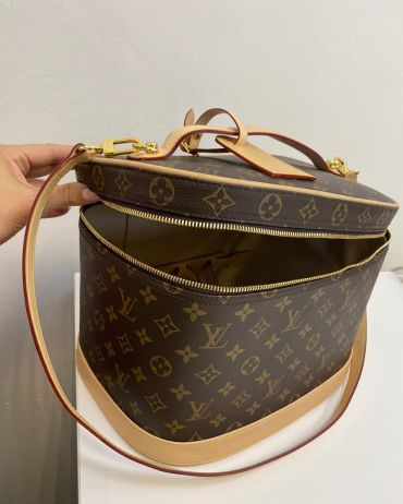 Бьюти-кейс NICE Louis Vuitton LUX-36561