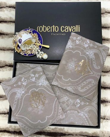 Комплект постельного белья в наличии  Roberto Cavalli LUX-37641