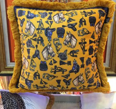 Наволочка на декоративные подушки Hermes LUX-37742