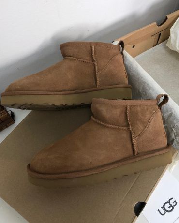Classic Mini  Ugg Australia LUX-40219