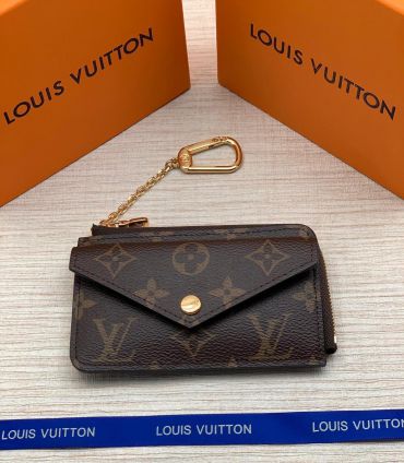 Ключница Louis Vuitton LUX-40368