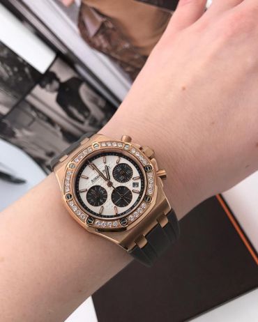 Часы женские Hublot LUX-40744