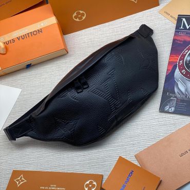 Поясная сумка Louis Vuitton LUX-41103