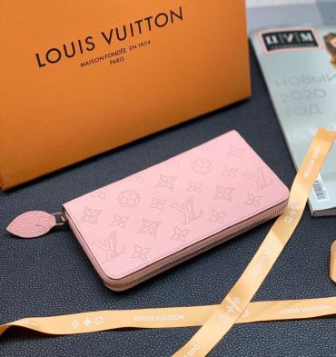 Кошелёк Louis Vuitton LUX-44591