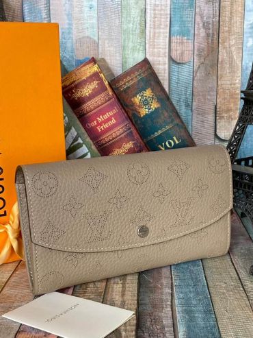 Кошелёк Louis Vuitton LUX-45199