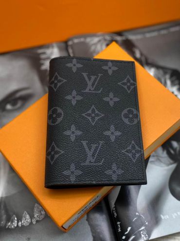 Обложка на паспорт Louis Vuitton LUX-45367