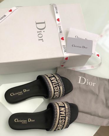  Шлёпки  LUX-27607