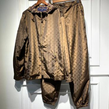 Костюм Louis Vuitton LUX-51135