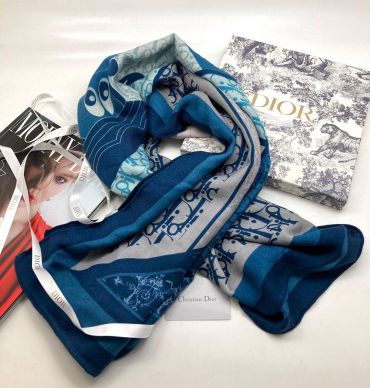Платок  Christian Dior LUX-57381