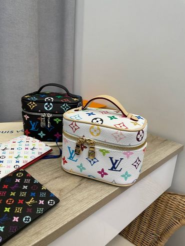 Косметичка  Louis Vuitton LUX-115683