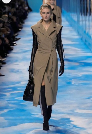 Платье  Christian Dior LUX-116985