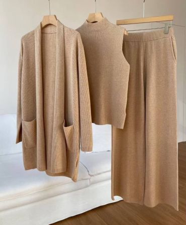 Костюм женский  LUX-124842