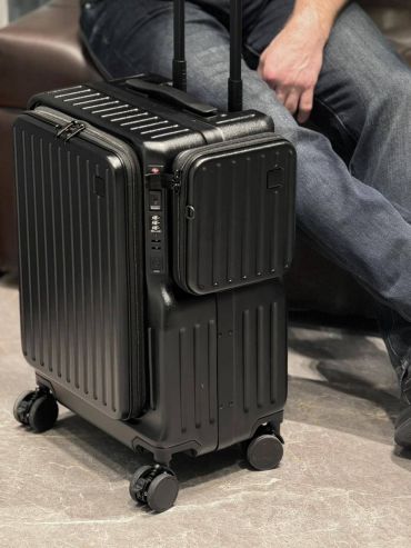 Чемодан  LUX-130587