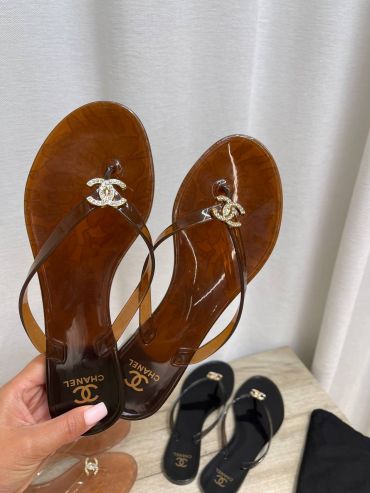 Сланцы Chanel LUX-135132
