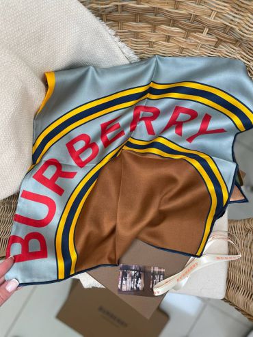 Платок  Burberry LUX-63378