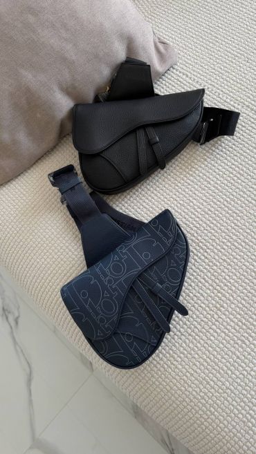 Сумка-слинг  Christian Dior LUX-131471