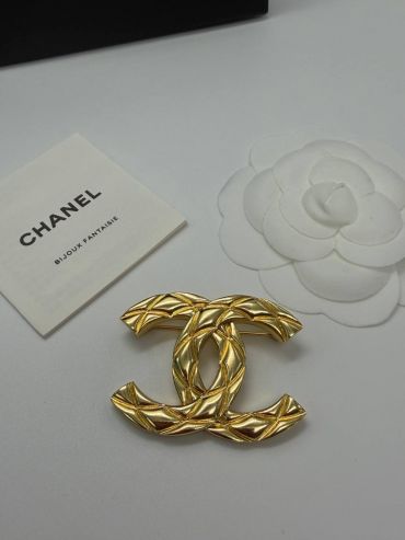 Брошь  Chanel LUX-131971