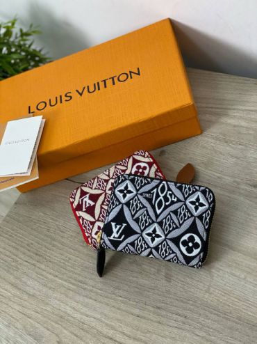 Кошелёк Louis Vuitton LUX-45330