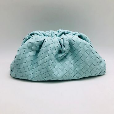  Клатч THE POUCH IN BUTTER CALF Bottega Veneta LUX-20566